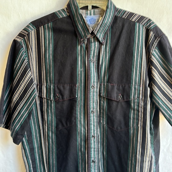 American Hero vertical stripe button-down shirt, size L - Picture 2 of 8